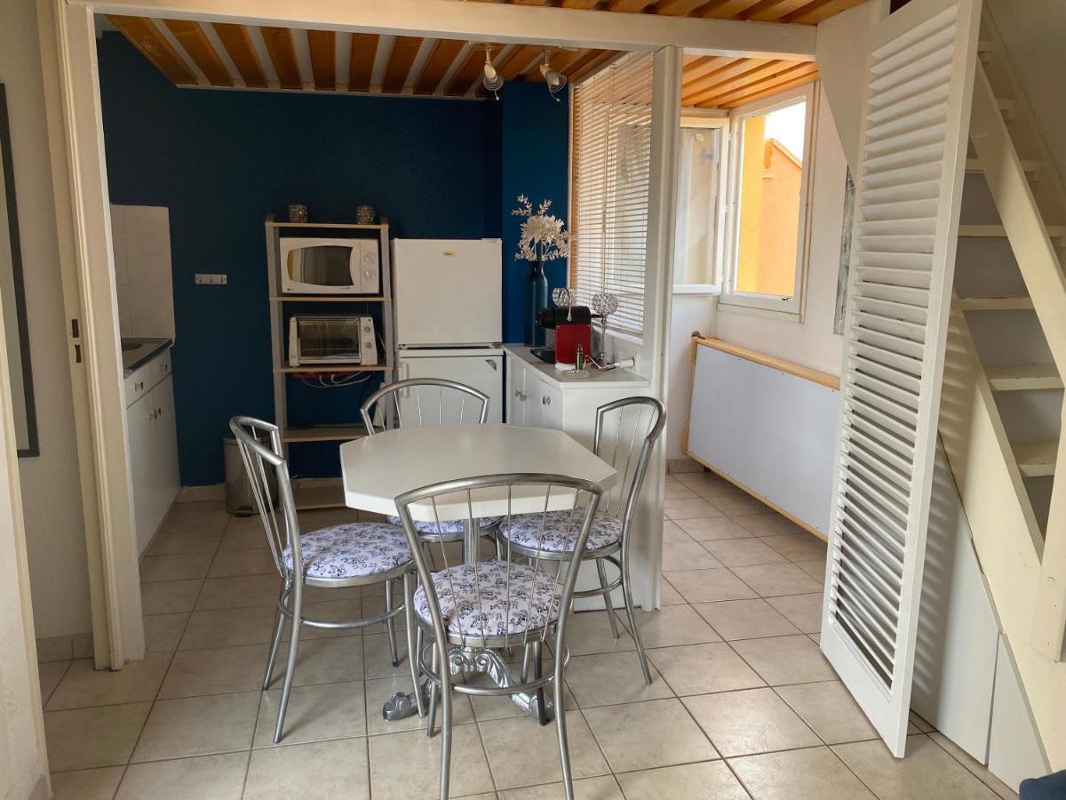 Joli Appartement Mezzanine Avec Parking La Roquille Agde Eksteriør billede