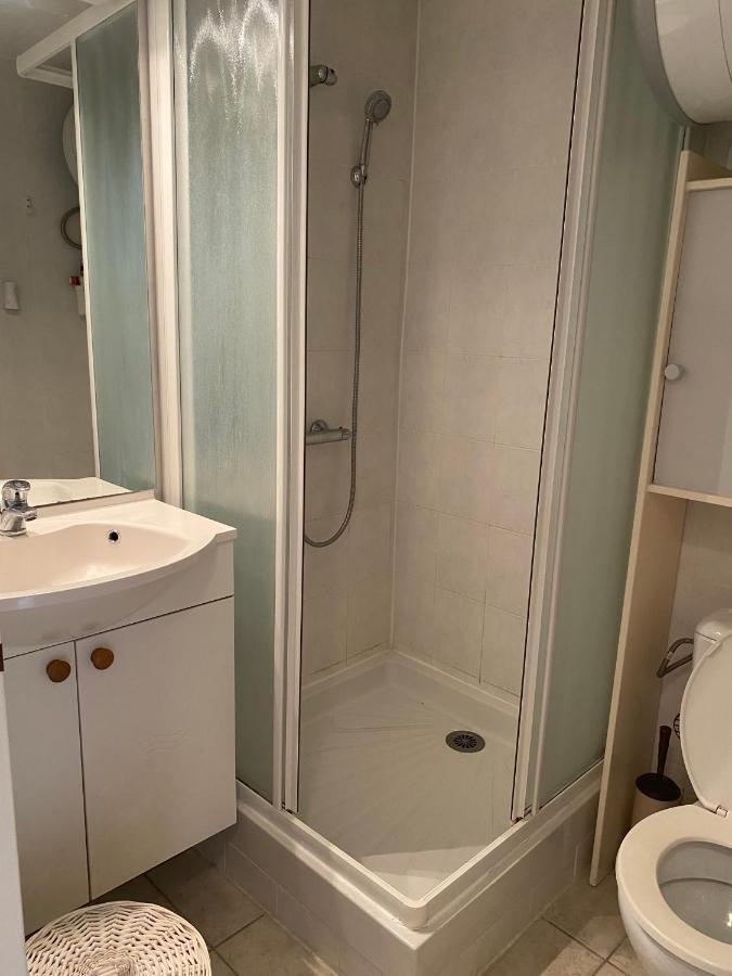 Joli Appartement Mezzanine Avec Parking La Roquille Agde Eksteriør billede